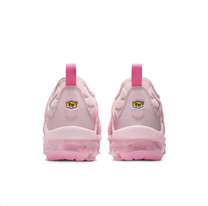Nike Pink Low-Top Sneakers | Sculpted Upper & Translucent Sole