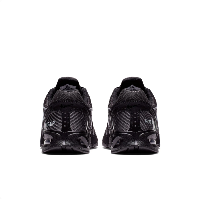 Nike Black & Charcoal Low-Top Sneakers | Silver Swoosh & Visible Heel Window