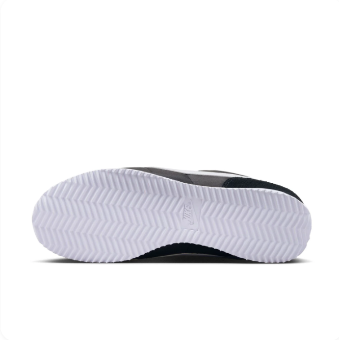 Nike Black & White Low-Top Sneakers | White Swoosh & Zigzag Sole